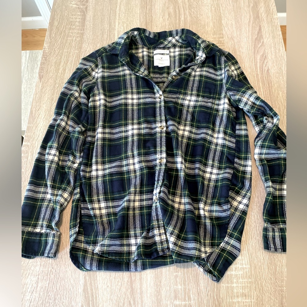 American Eagle size XS green, blue, and white flannel